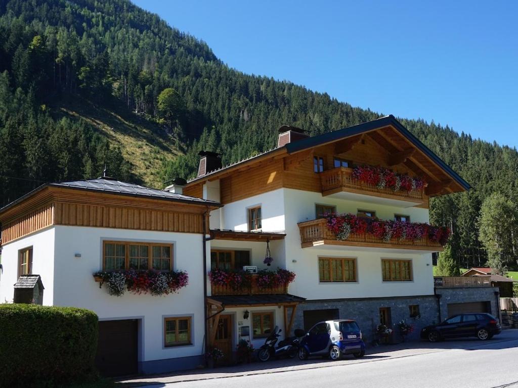 Apartment House Sylvia, Flachau Extérieur photo